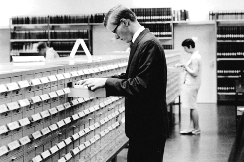 Walleck in Library Uni Bonn